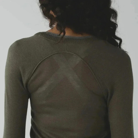 Lululemon Sunshine Coast Long SleeveFatigue Green - Picture 7 of 9